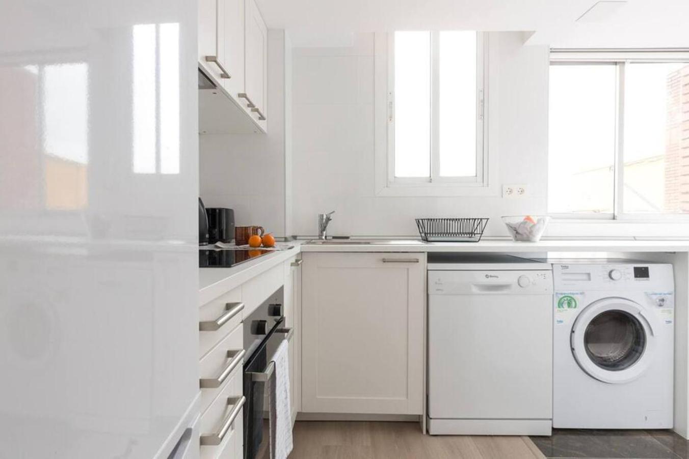 2 Bdr Penthouse In Grcia Apartment Barcelona Luaran gambar